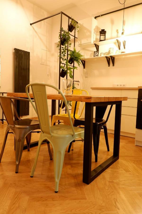 Singer Apartment Old Town Krakow Ngoại thất bức ảnh