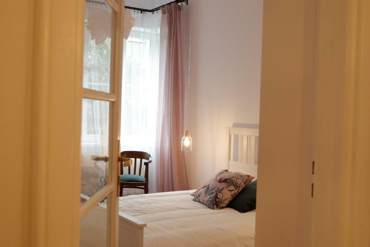 Singer Apartment Old Town Krakow Ngoại thất bức ảnh